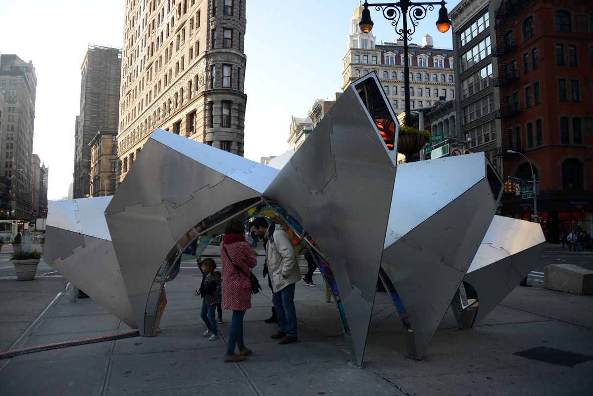 04-01 Nova Pavilion By SOFTlab Across From The Flatiron Building New York Madison Square Park